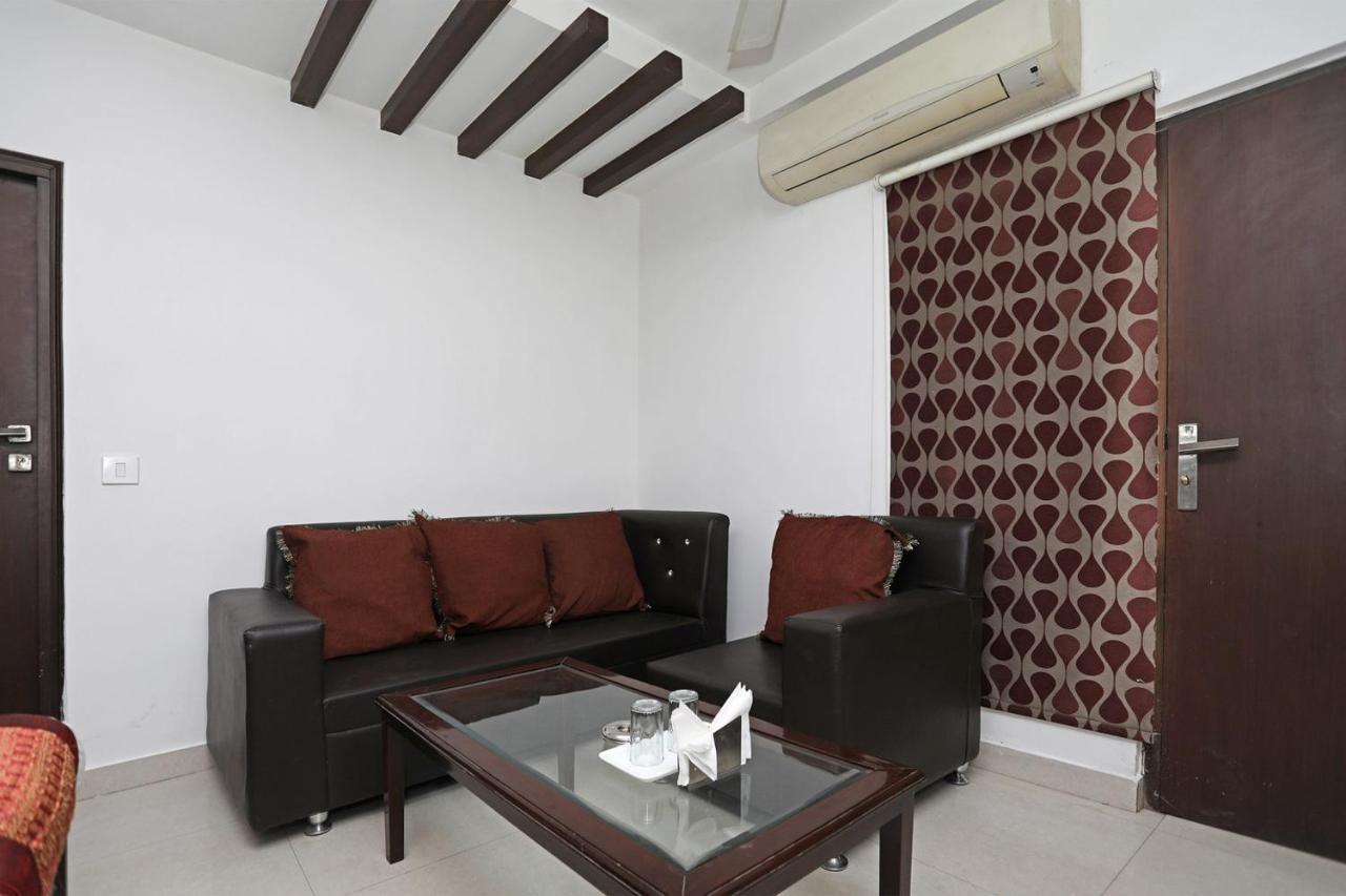 Hotel Flora Inn Gurgaon Exterior photo