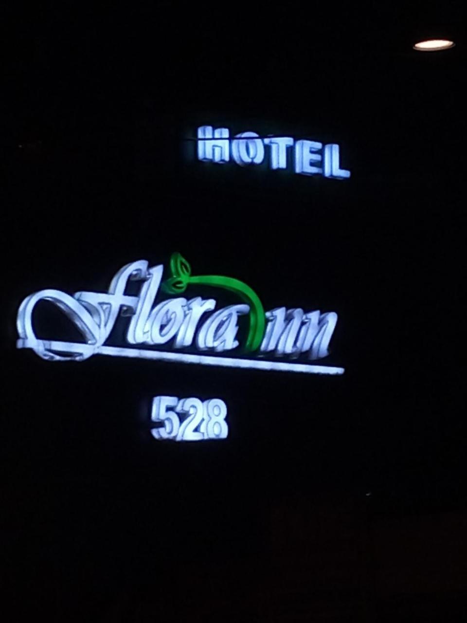 Hotel Flora Inn Gurgaon Exterior photo